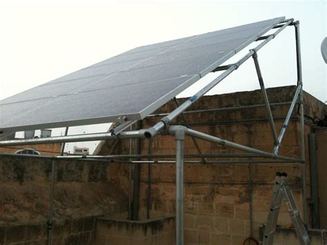 Comment fabriquer un support pour panneau solaire ultra résistant.